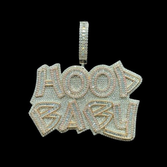Luxury Font Hood Baby Silver Color Pendant - Picture 1 of 3